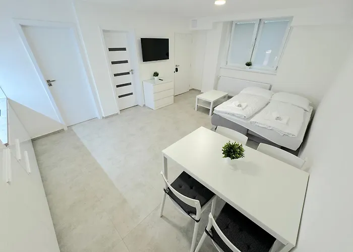 Appartement Krasny - 2 V Srdci Centra Bratislava